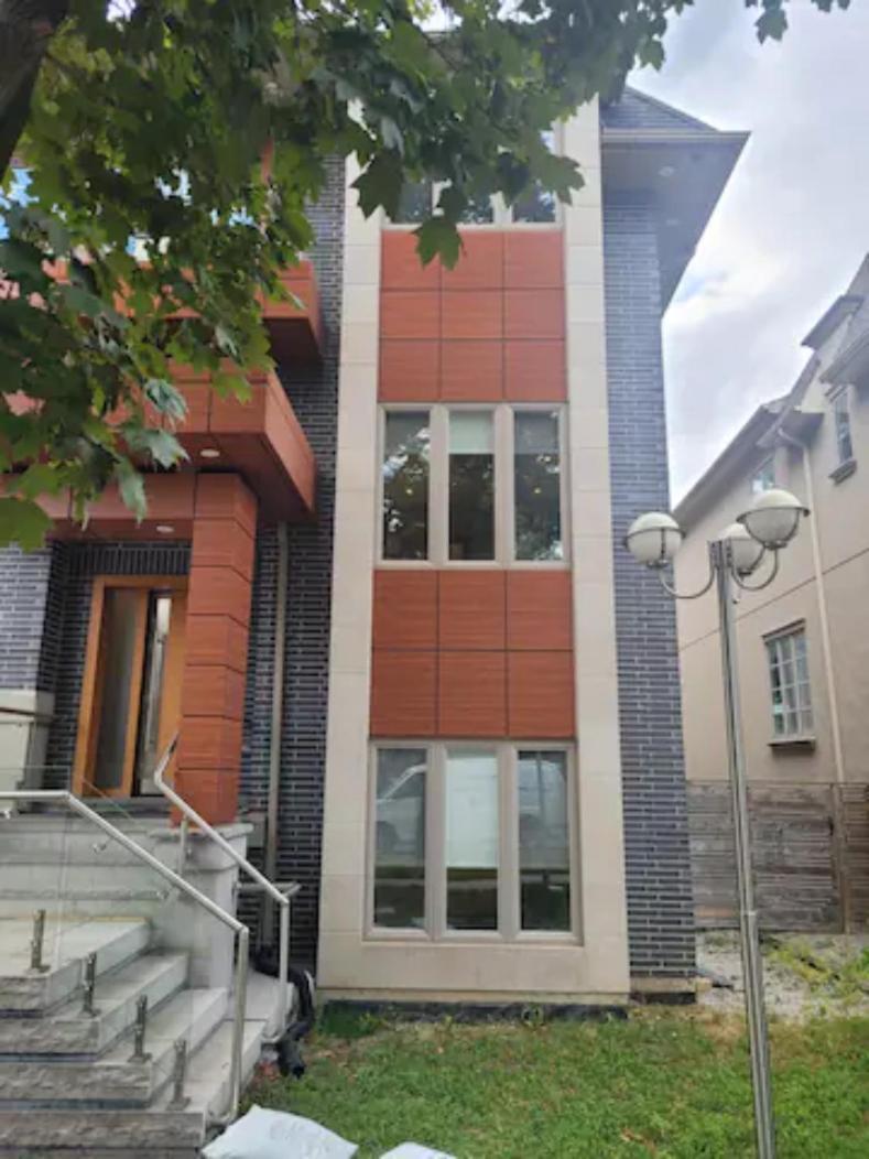 Toronto Modern House Apartment Exterior foto